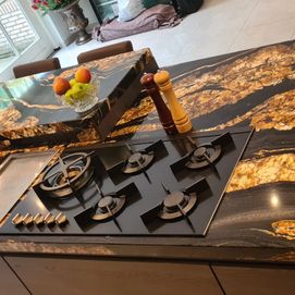 Unieke keuken met natuursteen