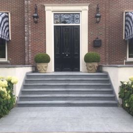 Statige trap huis